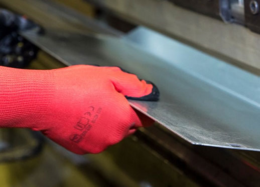 Bending-Sheet-Metal-min-(1)